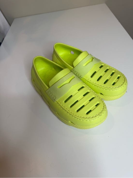 Cole Haan Shoes - Cole Haan 4.Zerogrand All Day Shoes size 8 Sunny Lime Chunky Platform Loafer